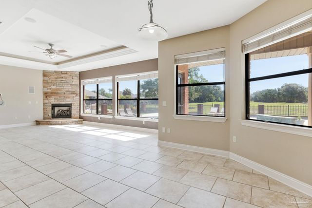 2858 Pga Blvd, Navarre, FL 32566