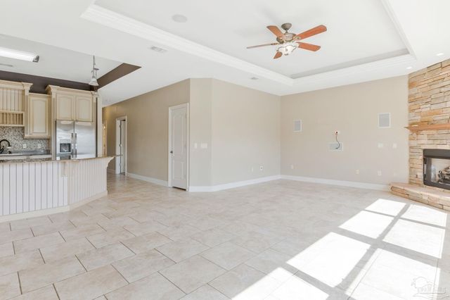 2858 Pga Blvd, Navarre, FL 32566