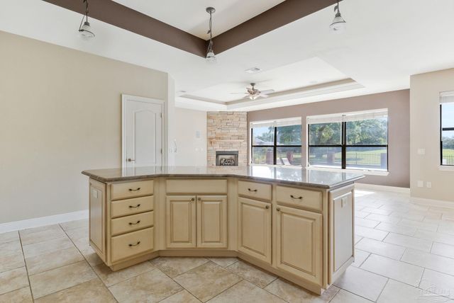 2858 Pga Blvd, Navarre, FL 32566