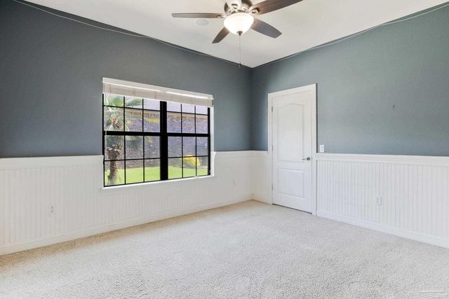2858 Pga Blvd, Navarre, FL 32566