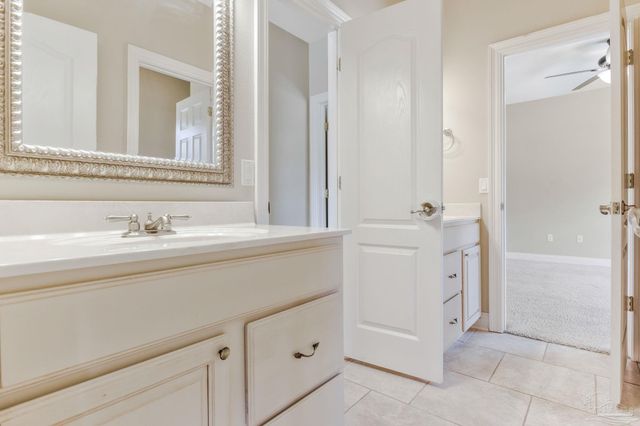 2858 Pga Blvd, Navarre, FL 32566