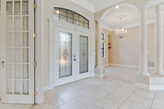 2858 Pga Blvd, Navarre, FL 32566