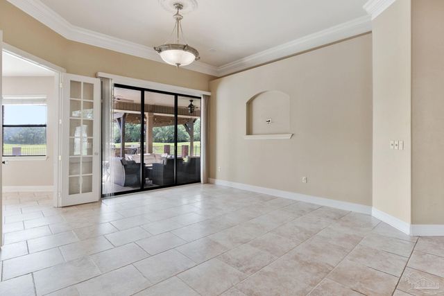 2858 Pga Blvd, Navarre, FL 32566