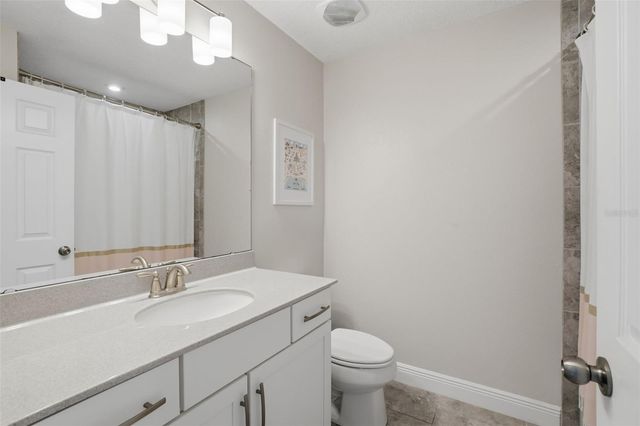 10015 RANDAL WALK STREET, Orlando, FL 32832