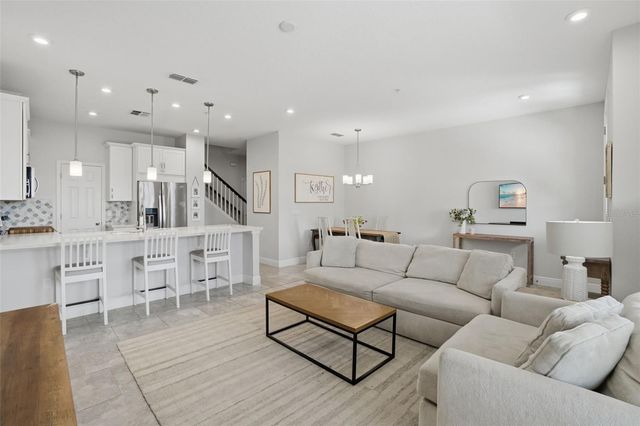 10015 RANDAL WALK STREET, Orlando, FL 32832