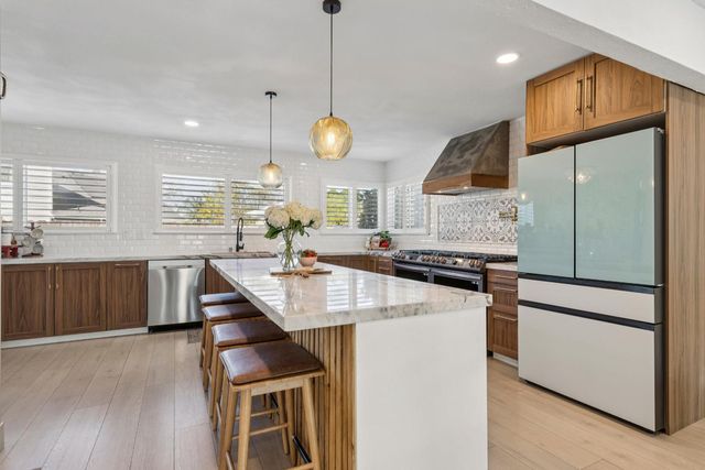 845 N Sunrise Ave, Ripon, CA 95366
