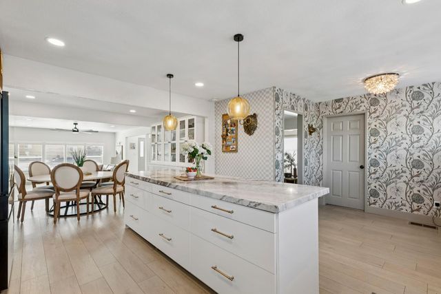 845 N Sunrise Ave, Ripon, CA 95366