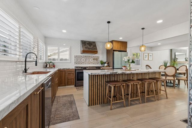 845 N Sunrise Ave, Ripon, CA 95366