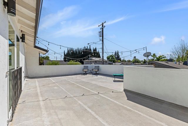 845 N Sunrise Ave, Ripon, CA 95366