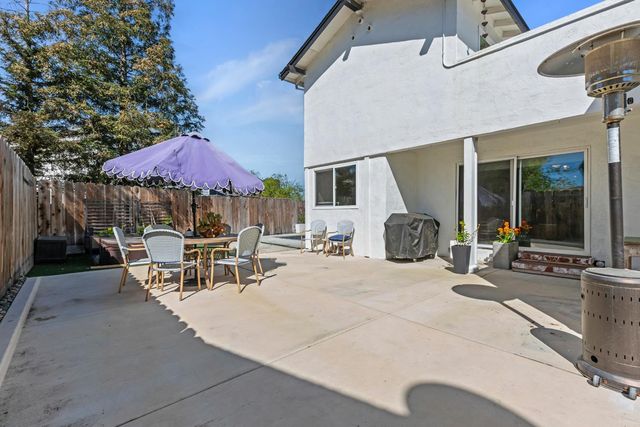 845 N Sunrise Ave, Ripon, CA 95366