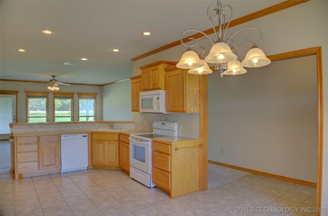 1709 Caddo Street, Oologah, OK 74053