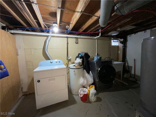 2015 Irene Avenue NE, Warren, OH 44483