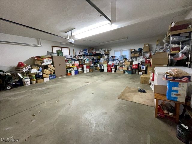 2015 Irene Avenue NE, Warren, OH 44483