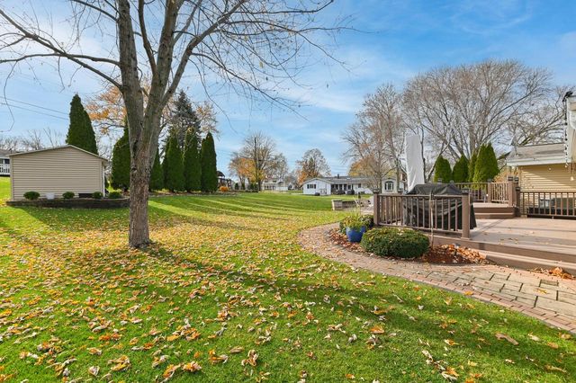 18045 Continental DRIVE, Brookfield, WI 53045