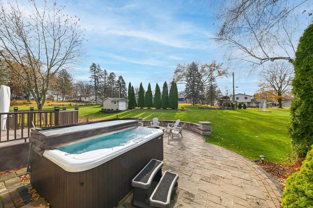 18045 Continental DRIVE, Brookfield, WI 53045