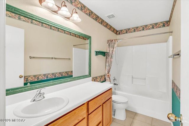 10009 E Moonstruck Way, Tucson, AZ 85747