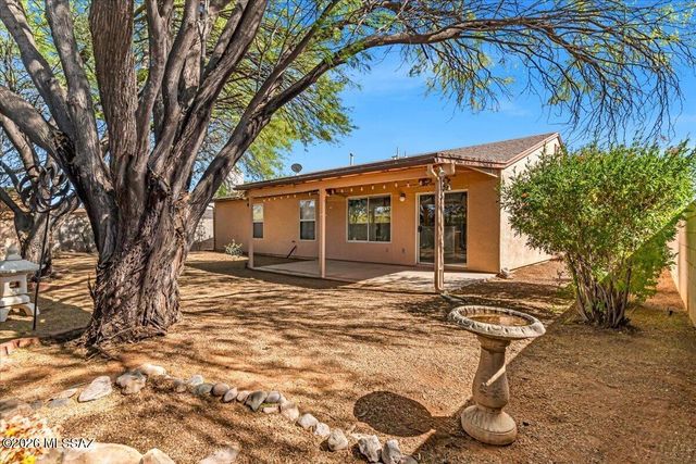 10009 E Moonstruck Way, Tucson, AZ 85747