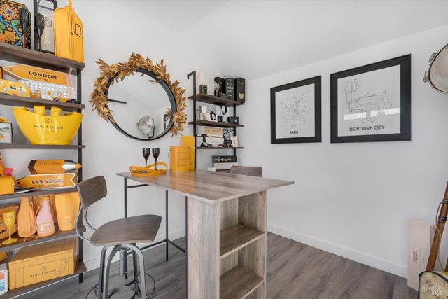 217 S Coombs St, Napa, CA 94559