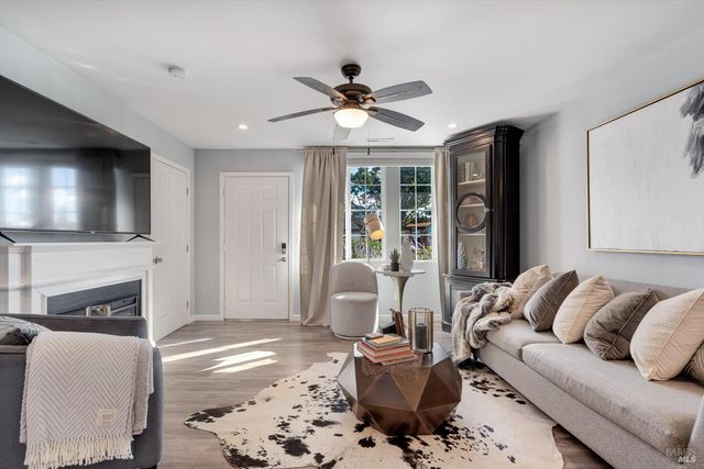 217 S Coombs St, Napa, CA 94559