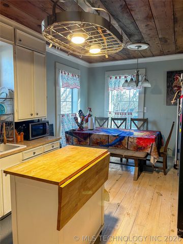 1516 N 10th Avenue, Durant, OK 74701