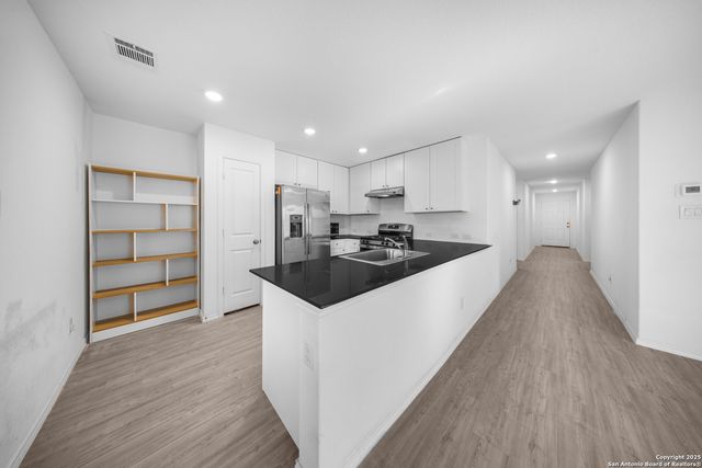 5424 Thyme Corner, St Hedwig, TX 78152