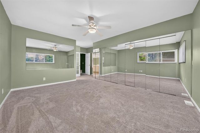 5370 Whipple Lake Road, Clarkston, MI 48348