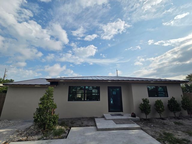 329 Laurie Road, West Palm Beach, FL 33405