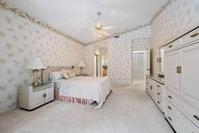 220 Eagleton Estates Boulevard, Palm Beach Gardens, FL 33418