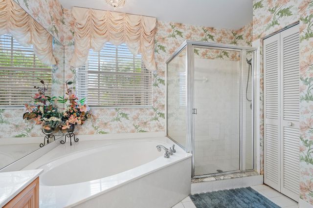 220 Eagleton Estates Boulevard, Palm Beach Gardens, FL 33418