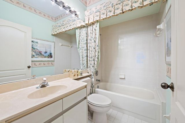 220 Eagleton Estates Boulevard, Palm Beach Gardens, FL 33418