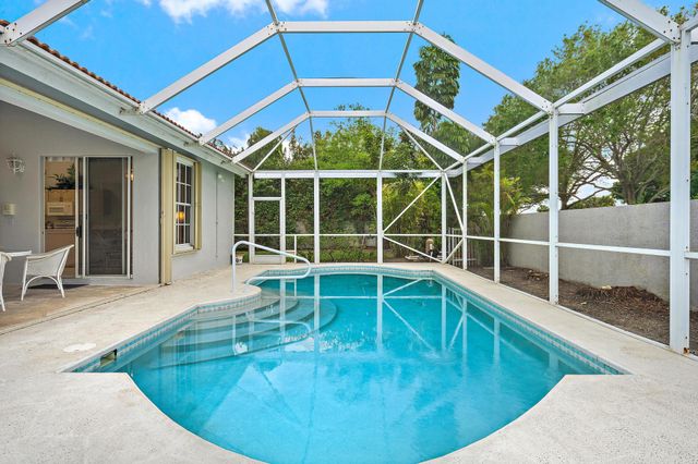 220 Eagleton Estates Boulevard, Palm Beach Gardens, FL 33418