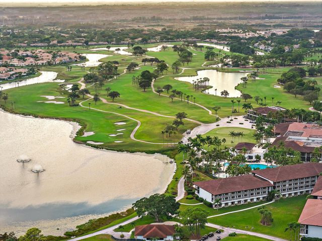 220 Eagleton Estates Boulevard, Palm Beach Gardens, FL 33418