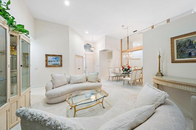 220 Eagleton Estates Boulevard, Palm Beach Gardens, FL 33418