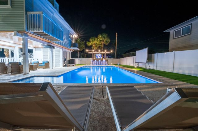 22113 Lampasas Drive, Galveston, TX 77554