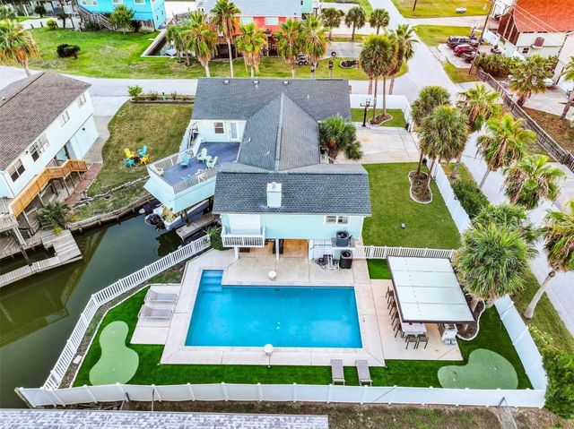 22113 Lampasas Drive, Galveston, TX 77554