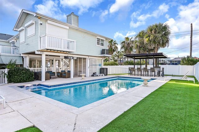 22113 Lampasas Drive, Galveston, TX 77554