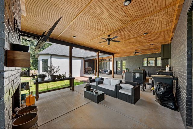 4035 Christiana Hoovers Gap Rd, Christiana, TN 37037