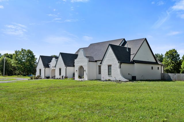 4035 Christiana Hoovers Gap Rd, Christiana, TN 37037