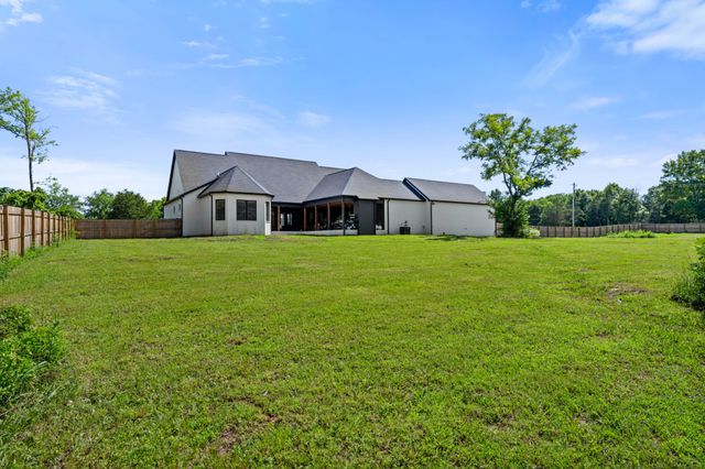 4035 Christiana Hoovers Gap Rd, Christiana, TN 37037