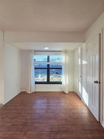 6051 Oakdale Court, Watauga, TX 76148