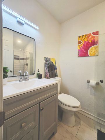 6051 Oakdale Court, Watauga, TX 76148