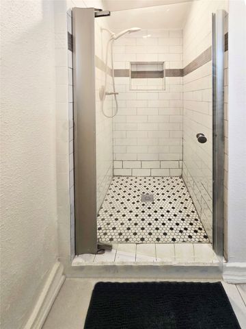 6051 Oakdale Court, Watauga, TX 76148