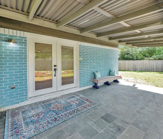 6051 Oakdale Court, Watauga, TX 76148