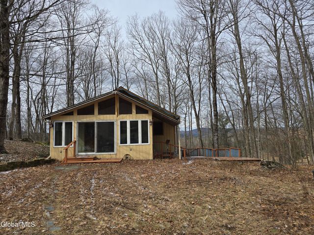 14 East Road, Stephentown, NY 12168