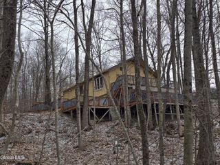 14 East Road, Stephentown, NY 12168