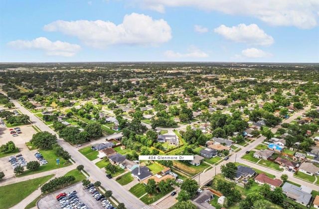 404 Glenmore Drive, Pasadena, TX 77503