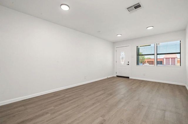 404 Glenmore Drive, Pasadena, TX 77503