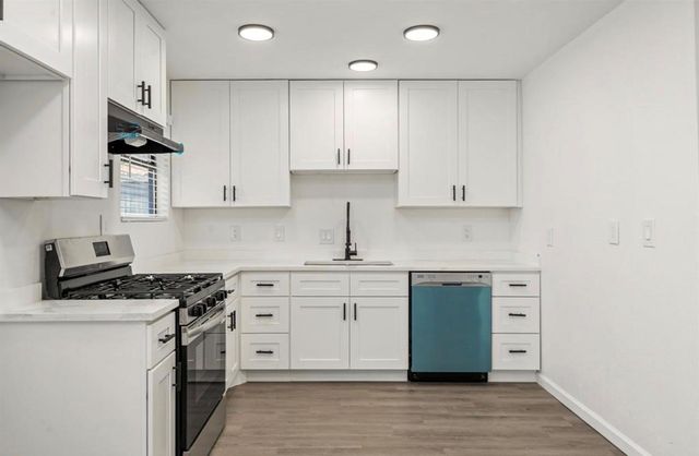 404 Glenmore Drive, Pasadena, TX 77503