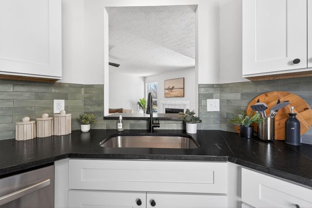 1309 Treehaven Lane, Columbus, OH 43204