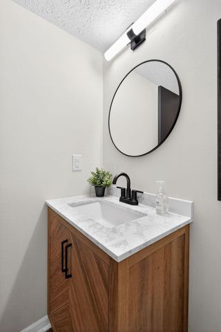 1309 Treehaven Lane, Columbus, OH 43204